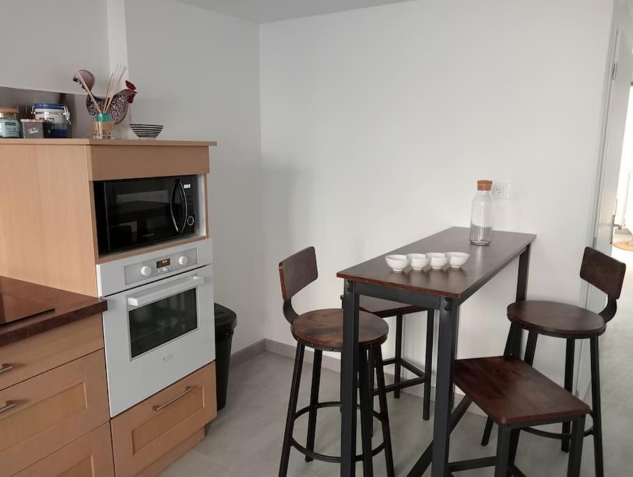Maison De Village Avec Superbe Vue Cuq  Экстерьер фото